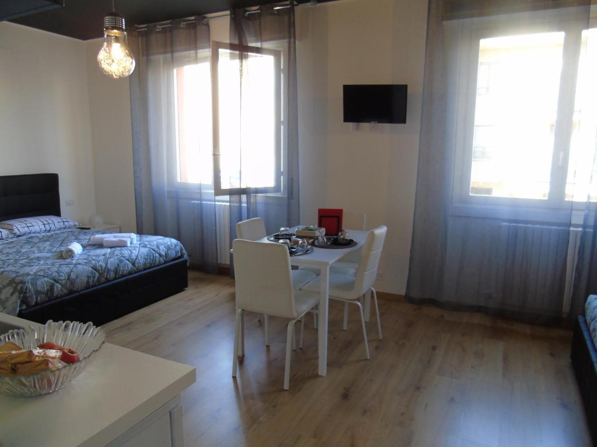 Casa Leonardo Airport Hotel Azzano San Paolo ภายนอก รูปภาพ