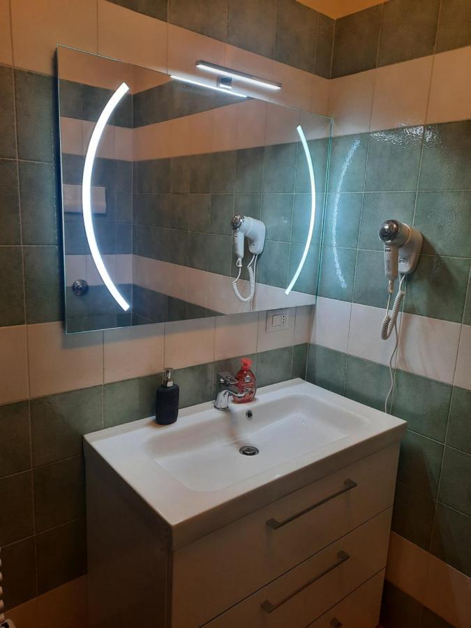 Casa Leonardo Airport Hotel Azzano San Paolo ภายนอก รูปภาพ